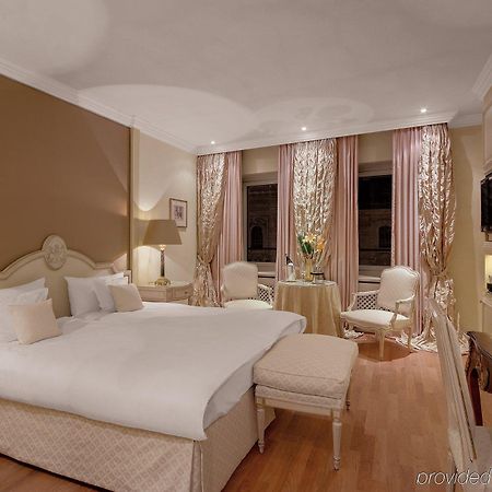 Hotel Koenigshof Mnichov Pokoj fotografie